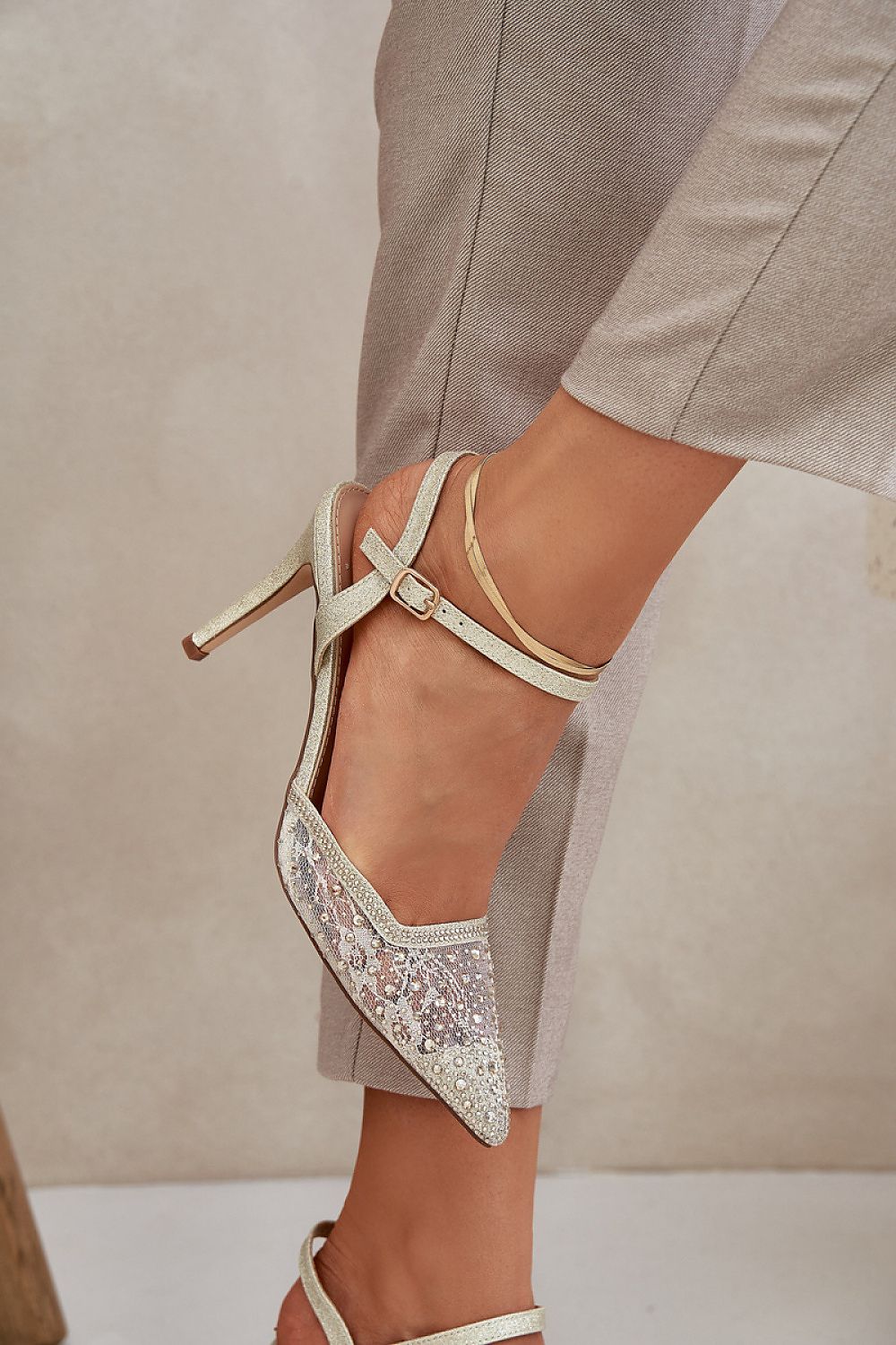 Szpilki Model Nanadra CC241P Gold - Step in style