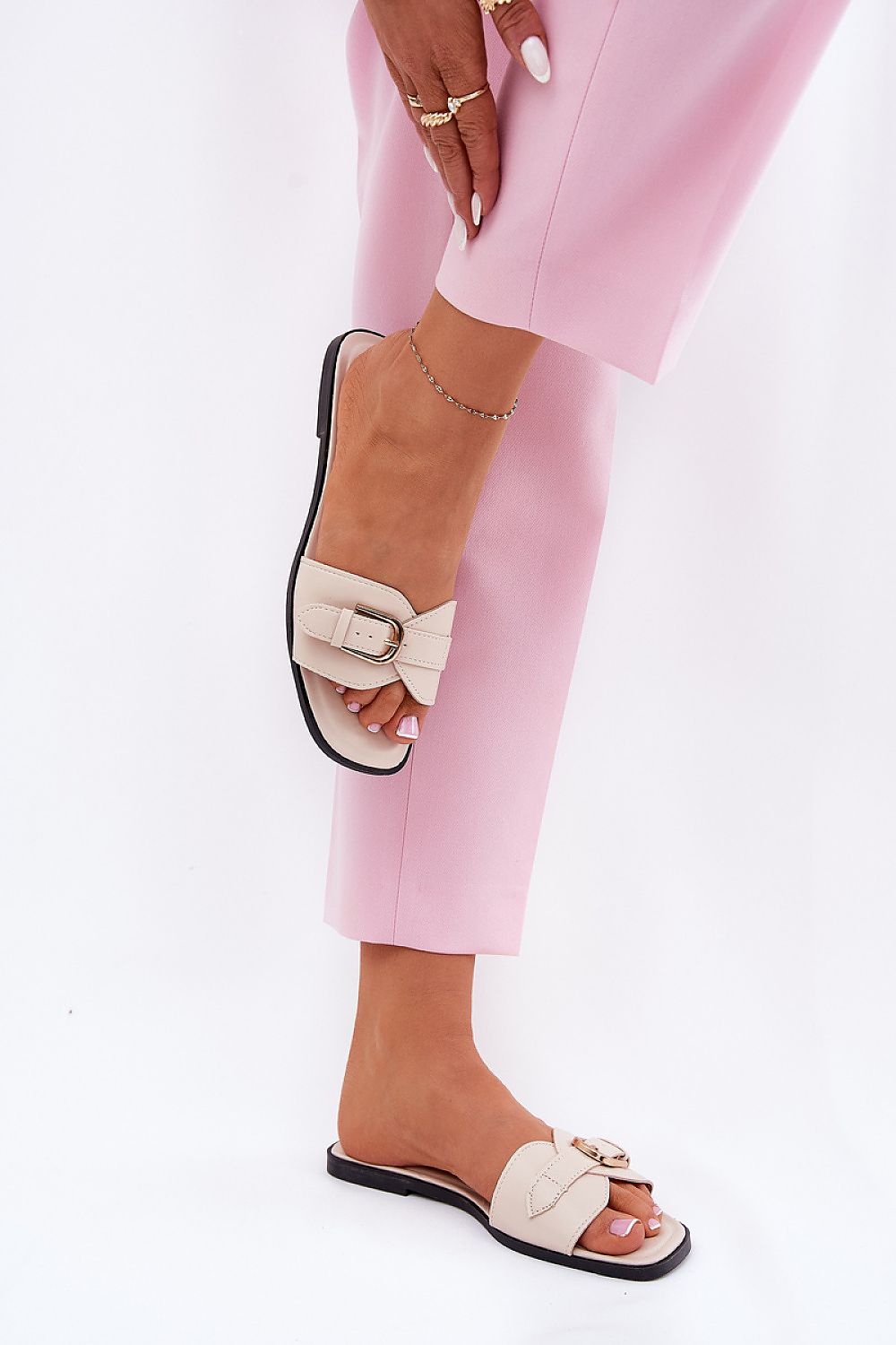 Sandał Klapki Model Esiobb N75-62 Beige - Step in style