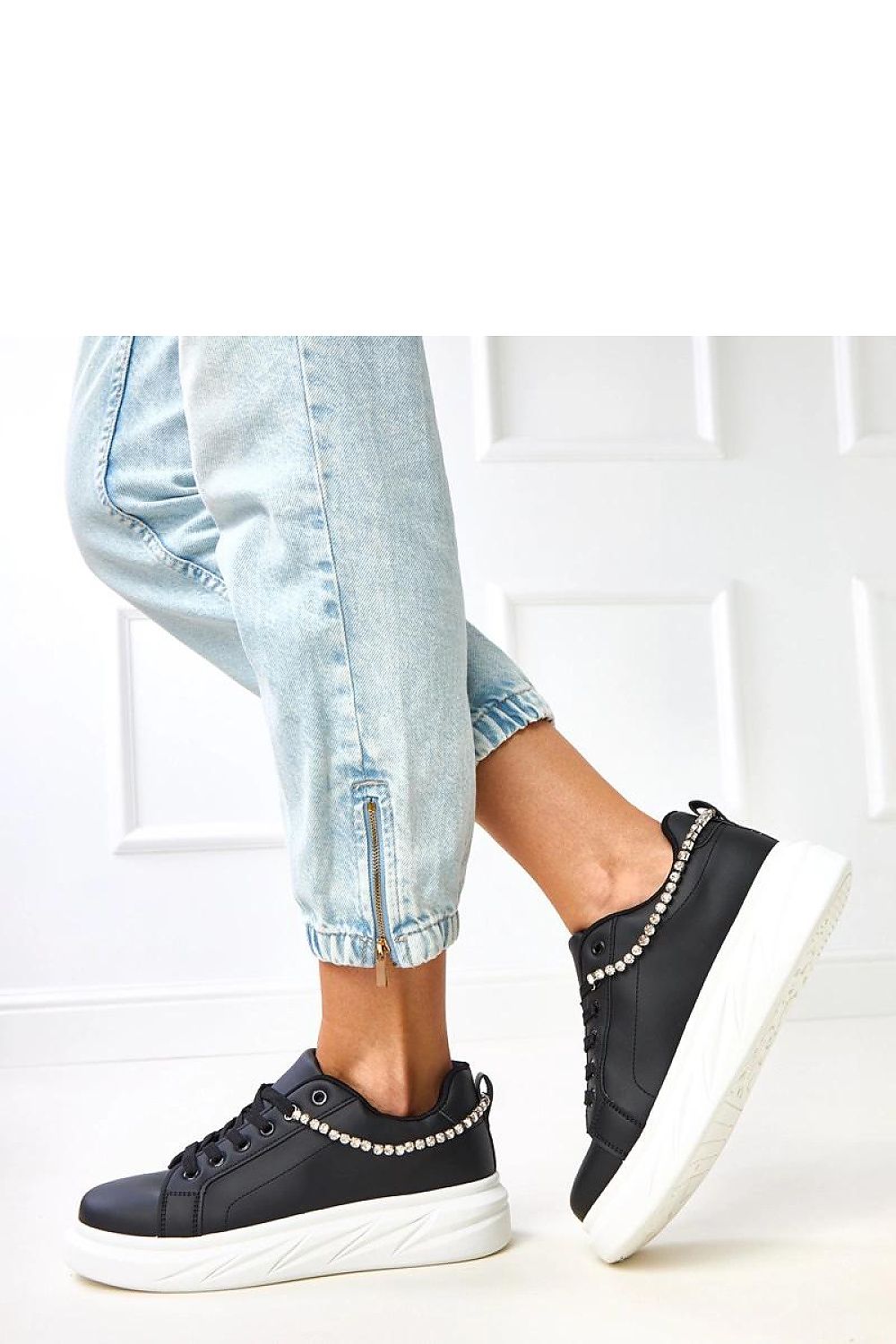 Buty Sportowe Model Tina SL-A52 Black - Solea