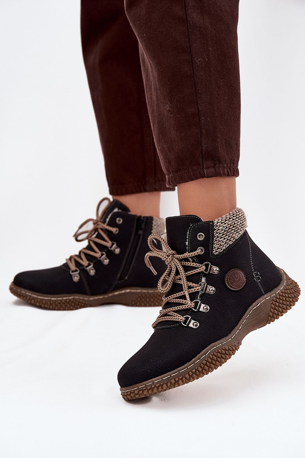 Trapery Model Zenaya 25BT02-9374 Black - Step in style