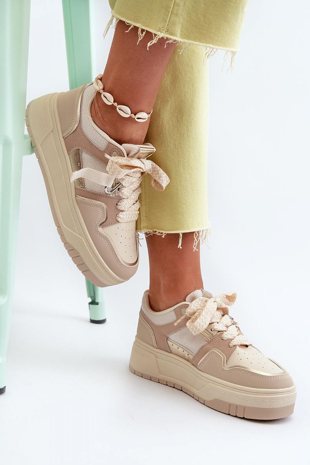  Buty Sportowe Model Moun WX-131 Beige - Step in style 