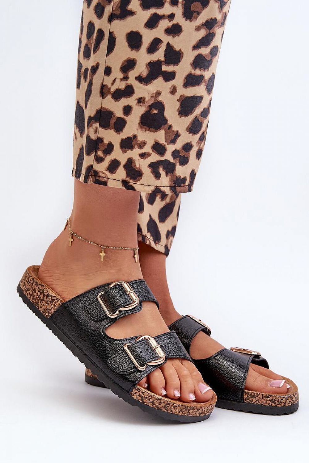  Sandał Klapki Model Fronila 24DZ21-7220 Black - Step in style 