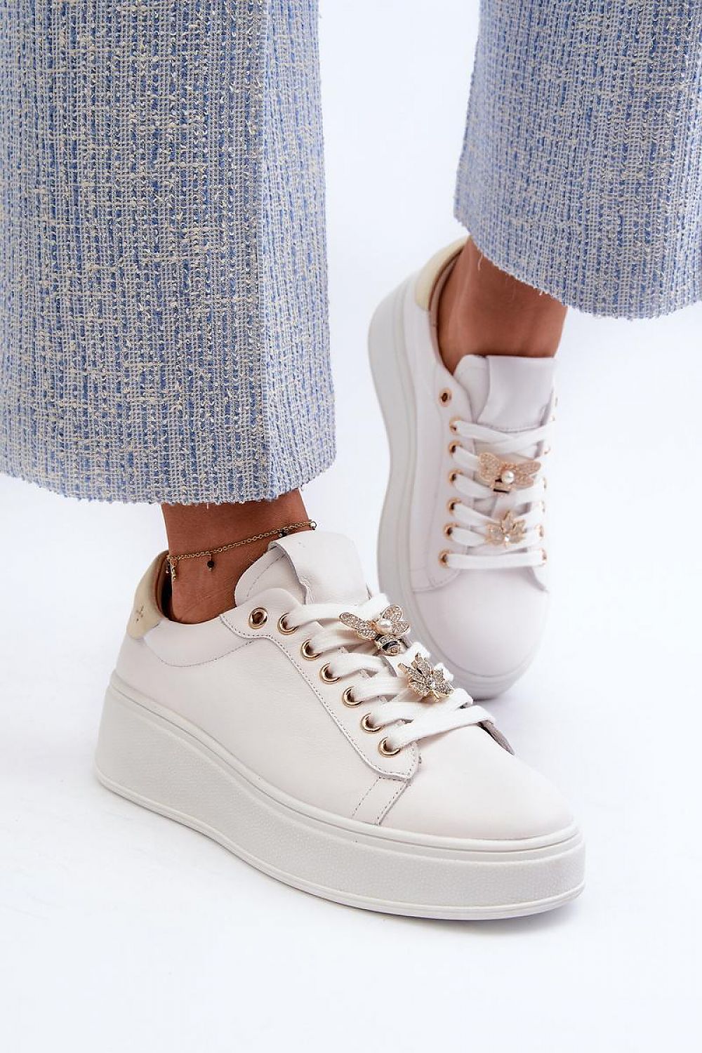   Buty Sportowe Model DA SN67 White - Step in style 