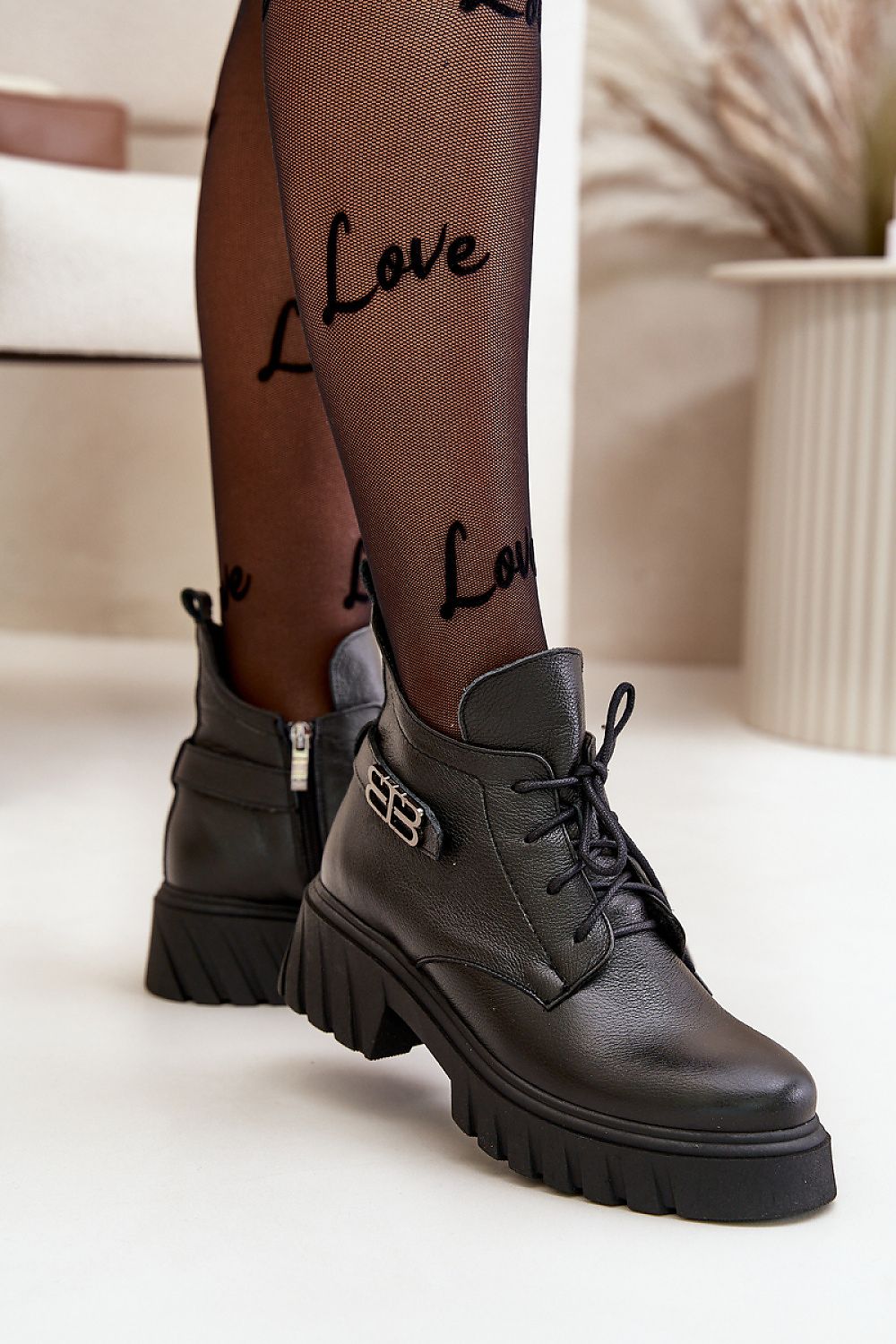   Botki Model Zazoo 60483 Black - Step in style 