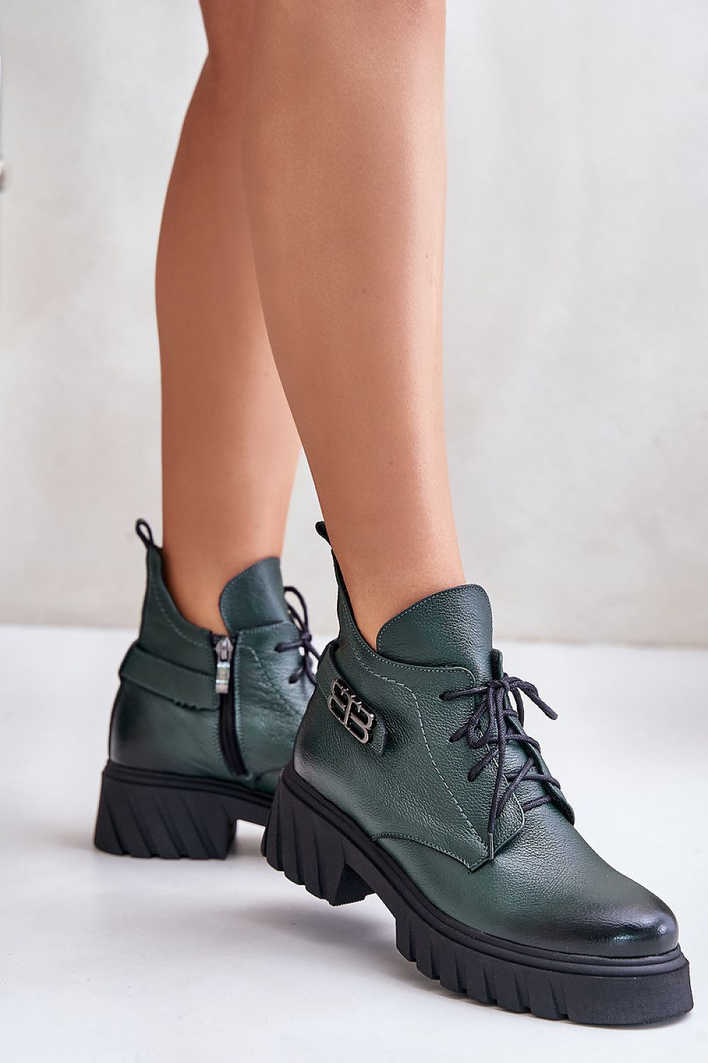   Botki Model Zazoo 60483 Dark Green - Step in style 