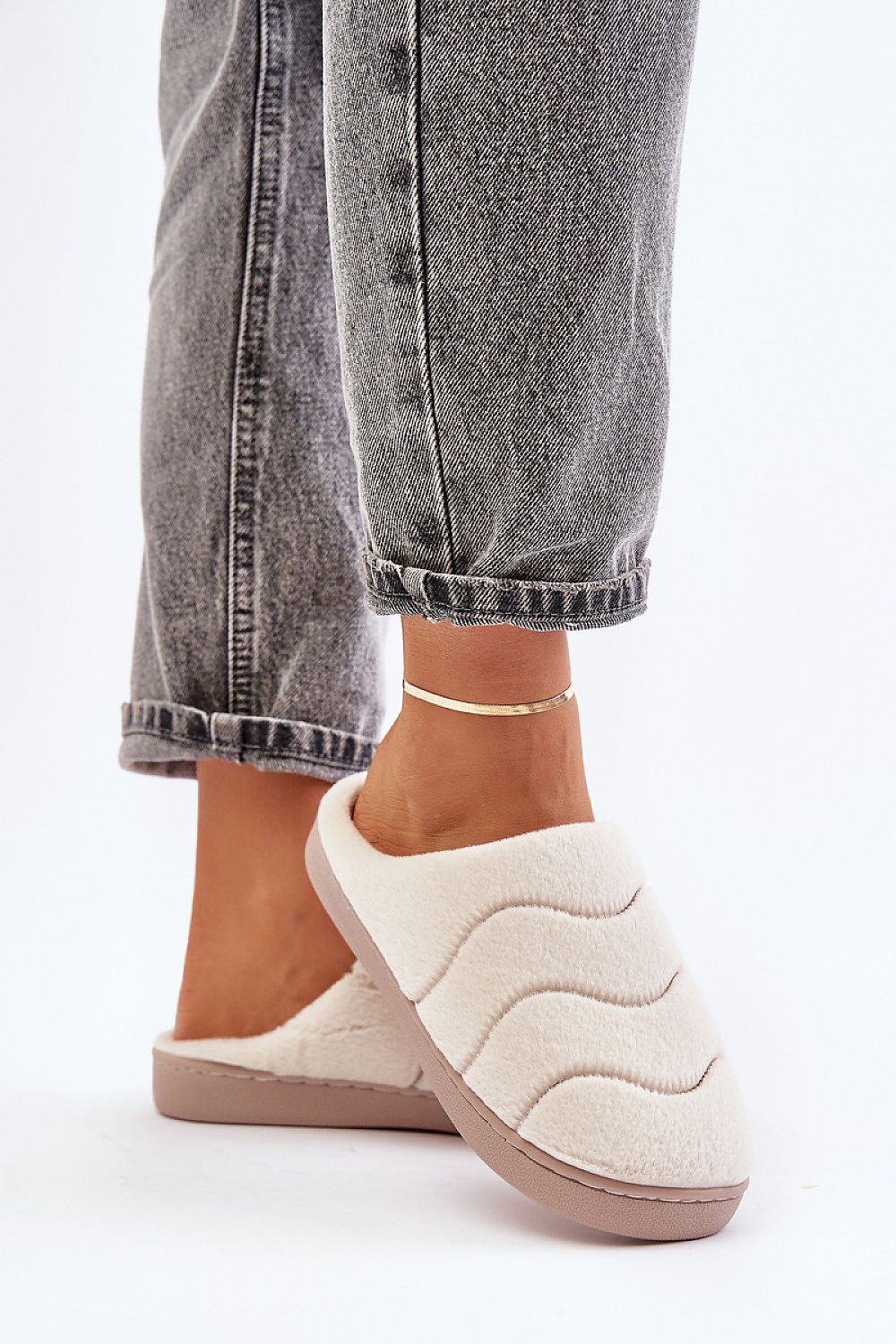   Kapcie Model Vamirae 24PA98-6622 Beige - Step in style 