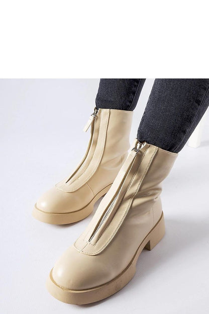   Beżowe ocieplane botki z suwakiem Baldo - Solea 