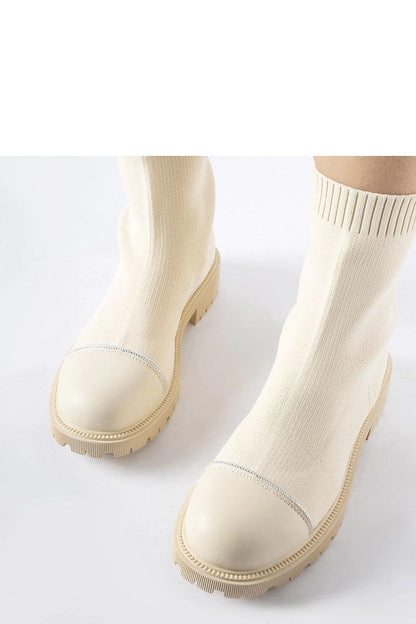   Beżowe skarpetowe botki z cyrkoniami Vail - Solea 