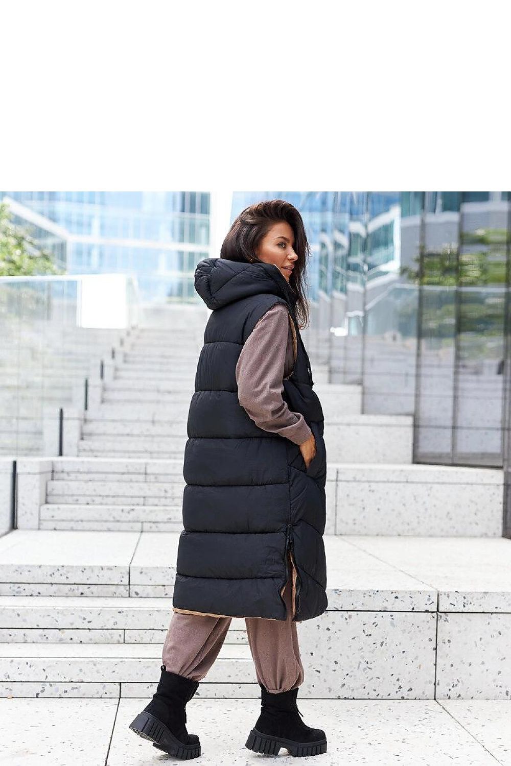   Czarne botki damskie ocieplane na zamek z grubą podeszwą wykonane z eko-zamsz Azzurra - Solea 