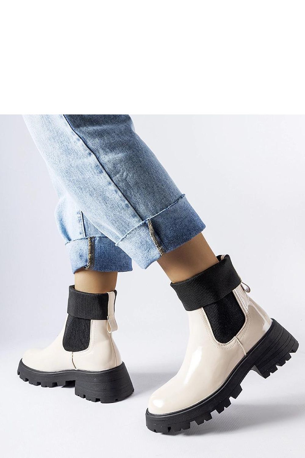   Beżowe wsuwane botki workery Breolungi - Solea 