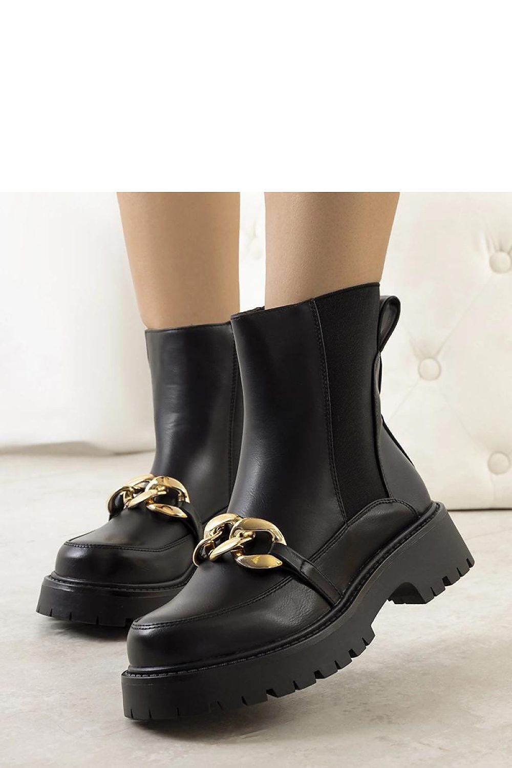   Czarne botki na wysokiej podeszwie Pesa - Solea 