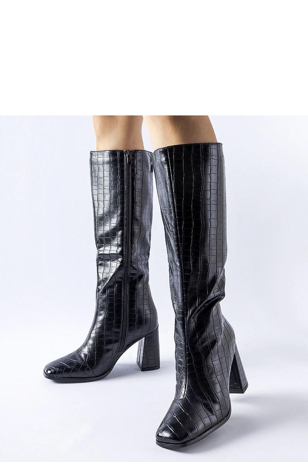   Czarne ocieplane kozaki na słupku Ferruccio - Solea 