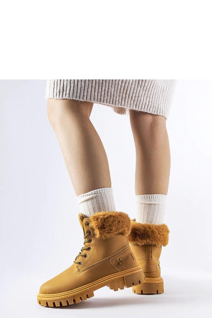   Brązowe trapery z ozdobnym futerkiem Alberta - Solea 