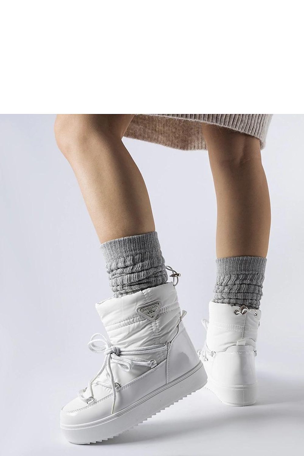   Białe ocieplane śniegowce z gumką Oslavia - Solea 