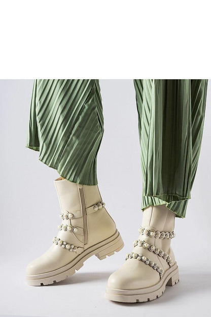   Beżowe botki zdobione perełkami Callicratide - Solea 