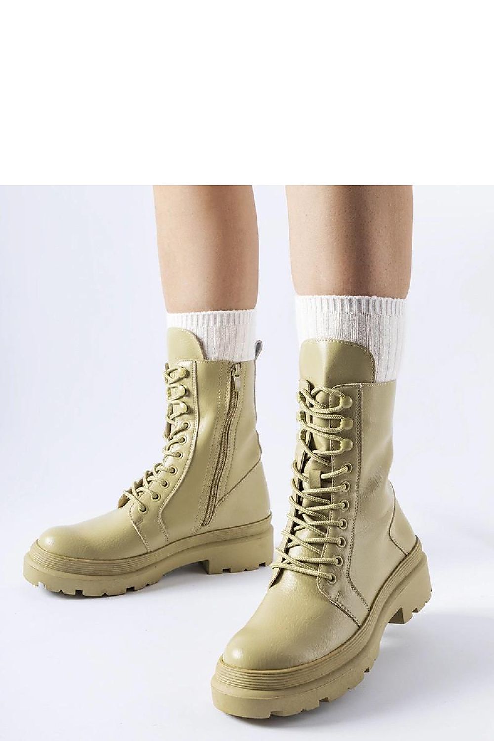   Zielone płaskie trapery z protektorem Zacharie - Solea 