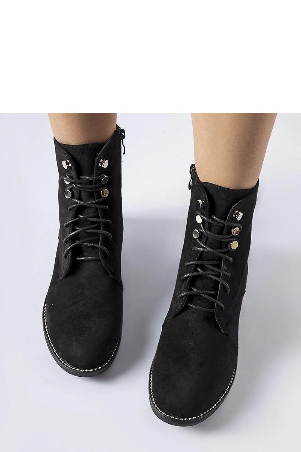   Czarne ocieplane botki z eko-zamszu Carpanzano - Solea 