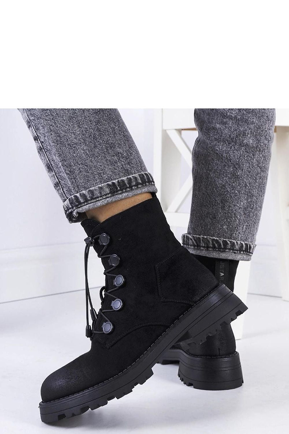   Czarne botki eko-zamsz Cesterfield - Solea 