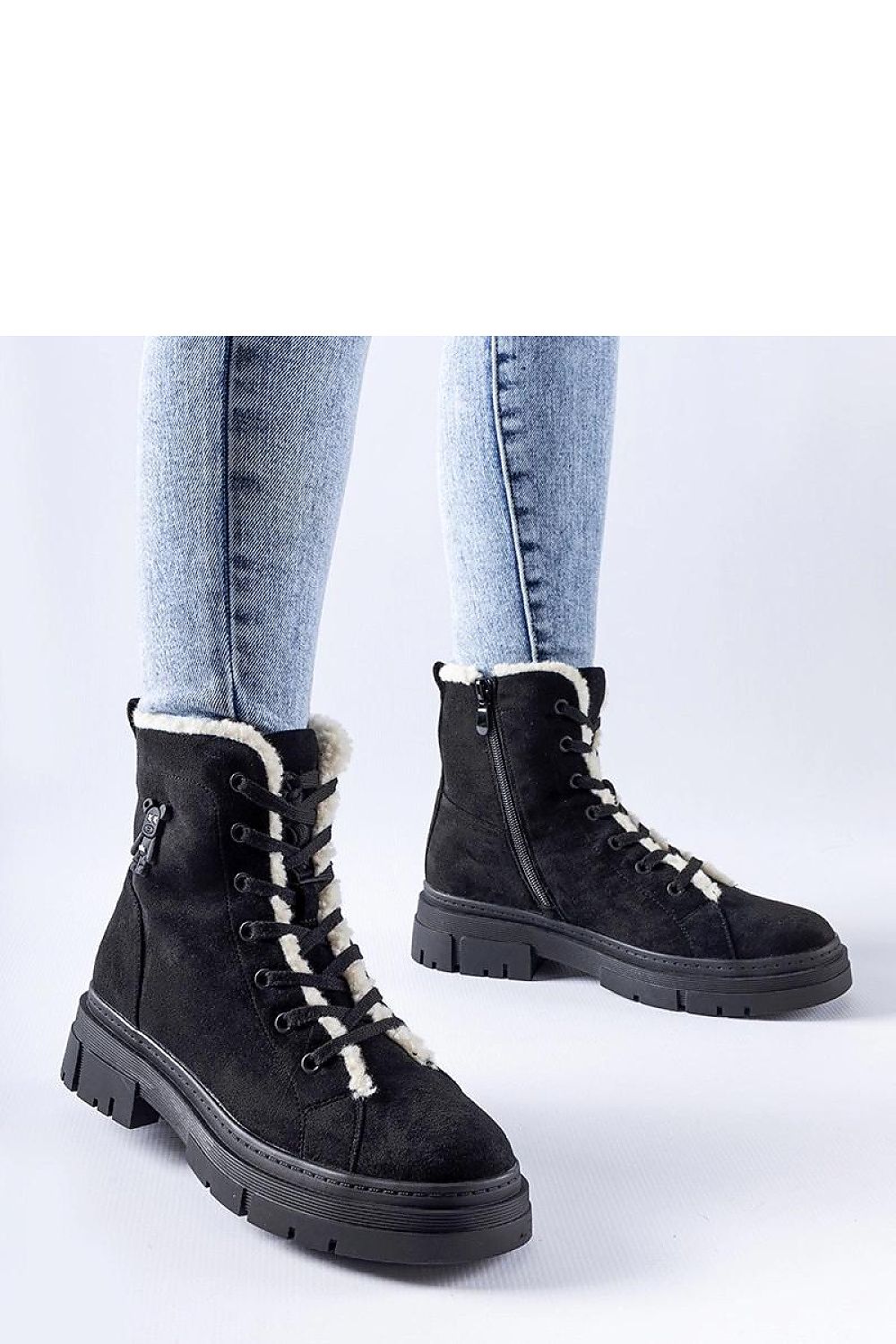   Czarne botki ocieplane z eko-zamszu Pompei - Solea 