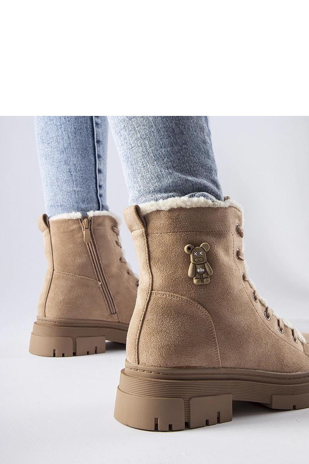   Beżowe botki ocieplane z eko-zamszu Pompei - Solea 