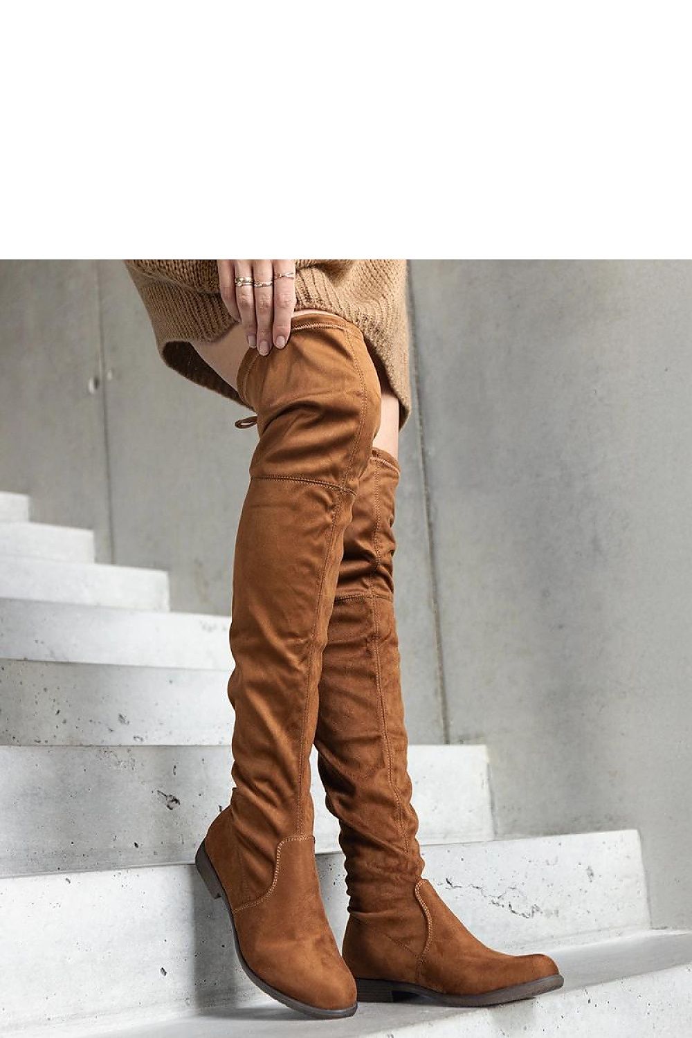   Brązowe długie kozaki na platformie z eko-zamszu Hallora - Solea 