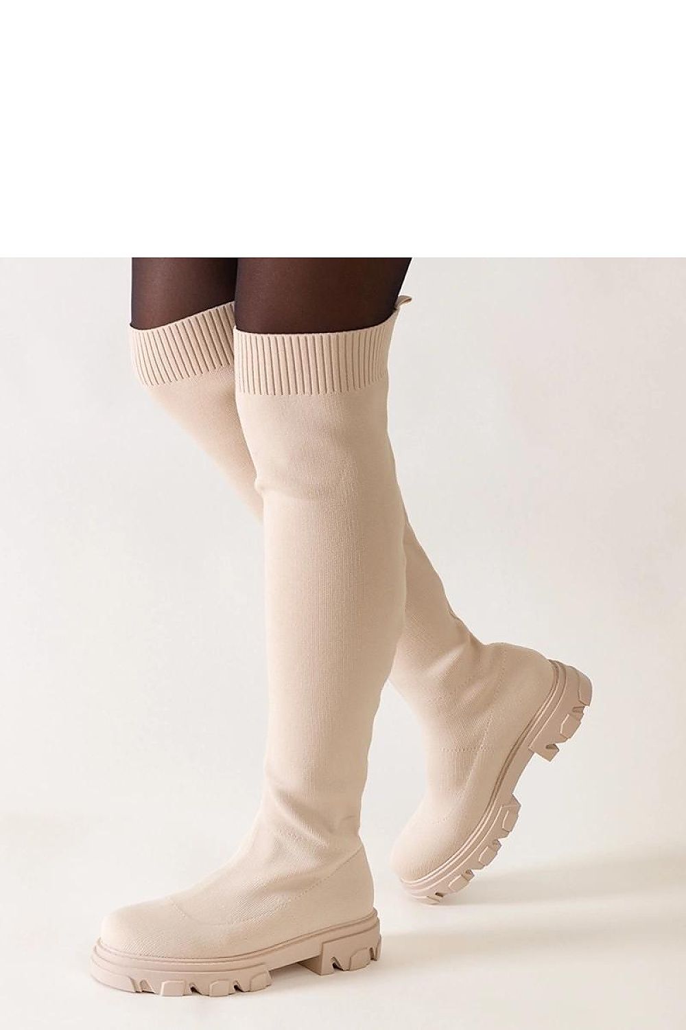   Długie beżowe kozaki materiałowe na platformie Athira - Solea 