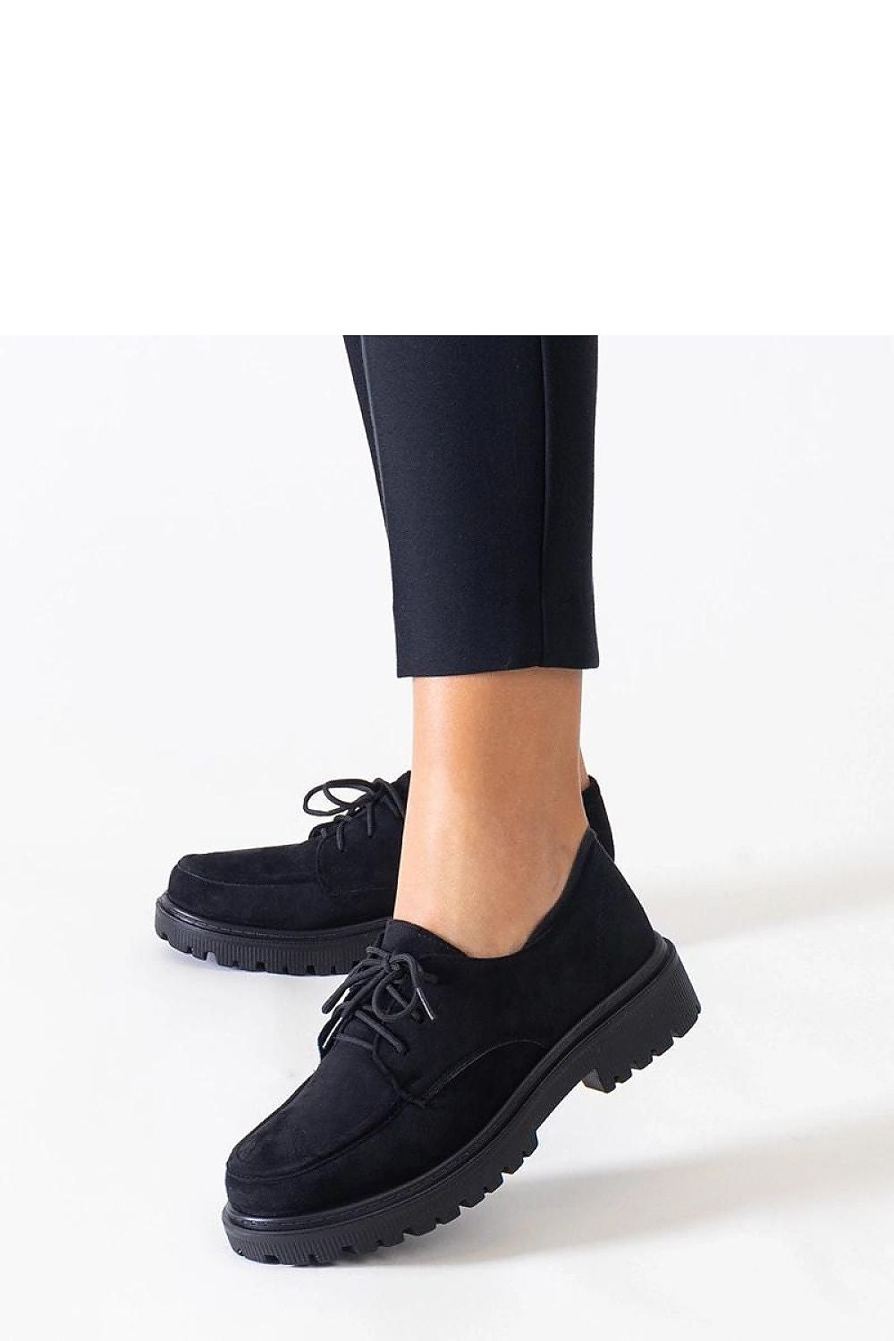   Czarne casualowe sznurowane półbuty z eko-zamszu Eduardana - Solea 