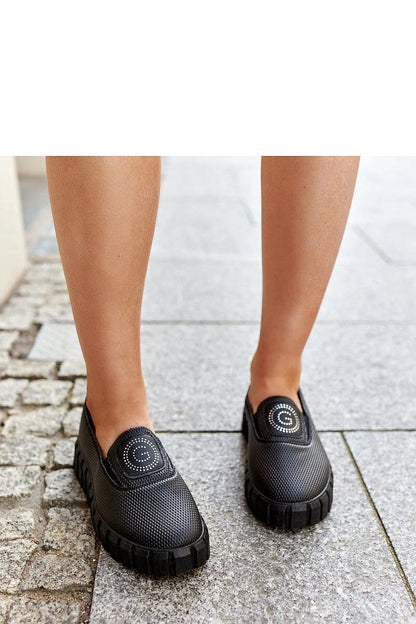   Czarne półbuty na masywnej podeszwie Teska - Solea 