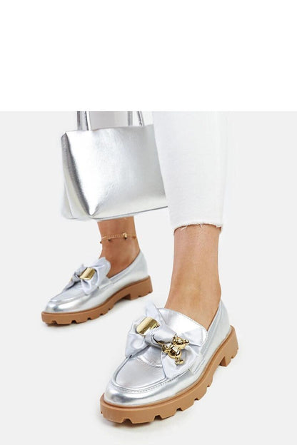  Srebrne mokasyny z ozdobną agrafką Bogumila - Solea 