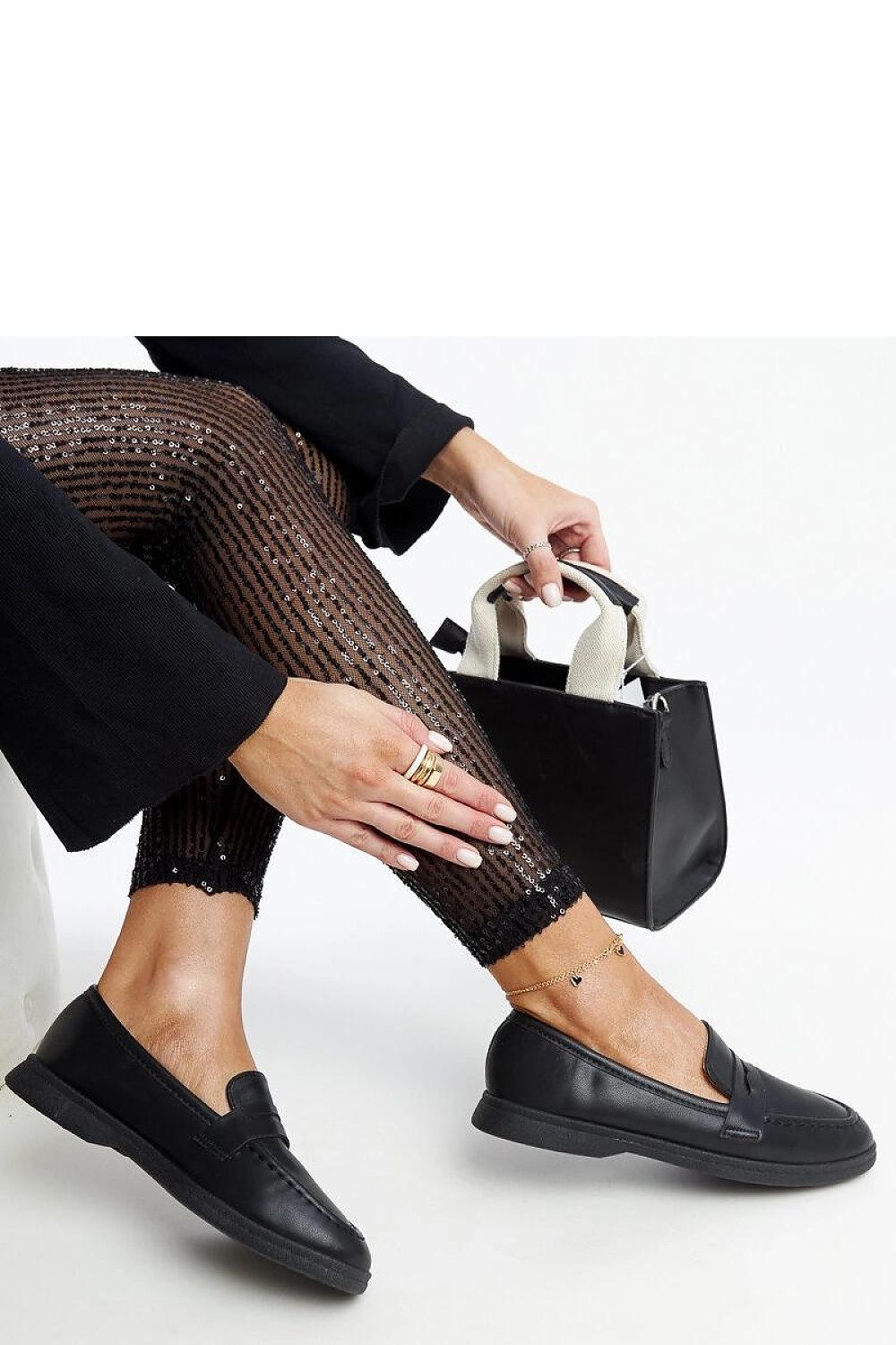   Czarne klasyczne mokasyny Nawrah - Solea 