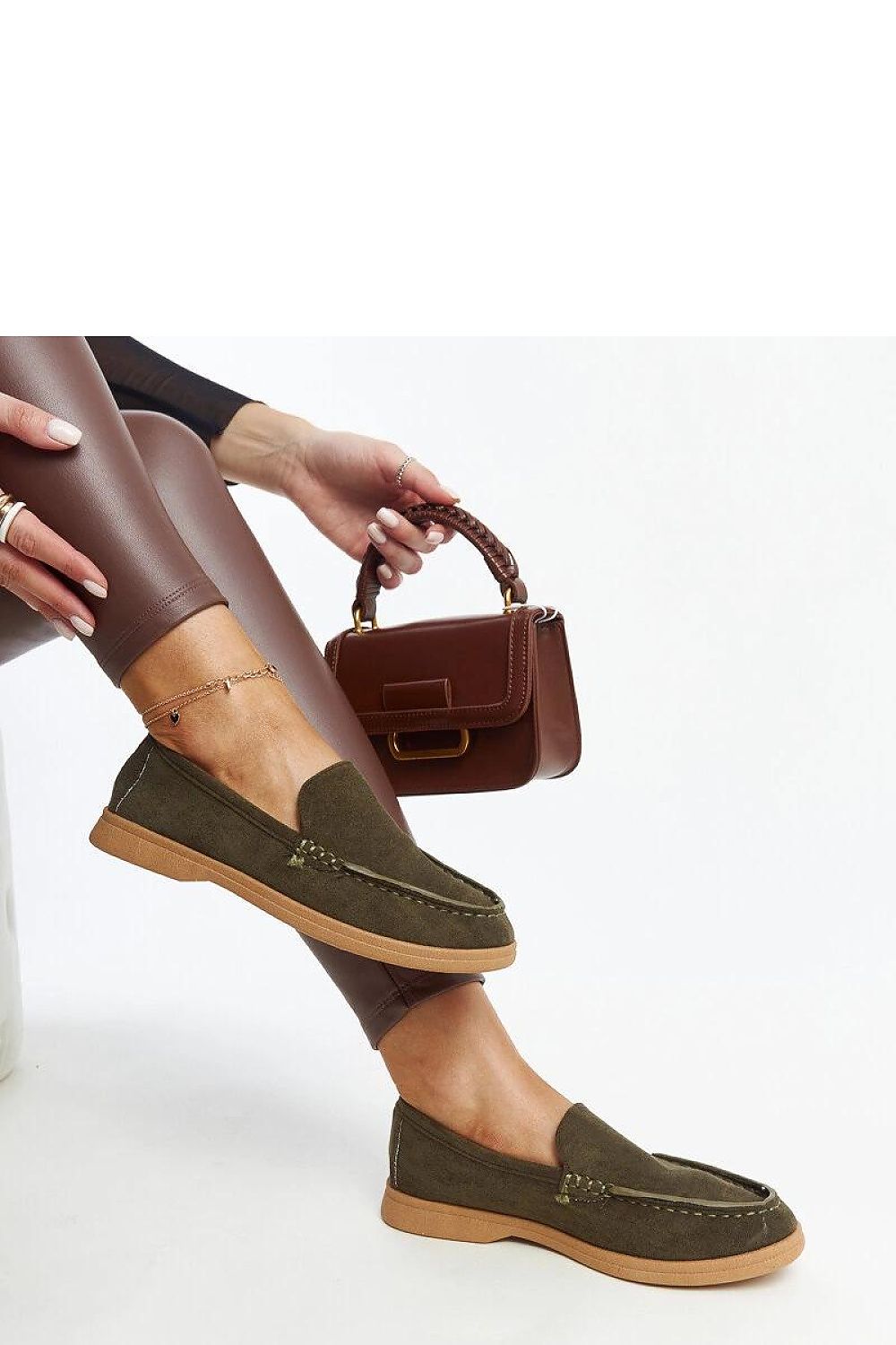   Ciemnozielone zamszowe półbuty Rumay - Solea 