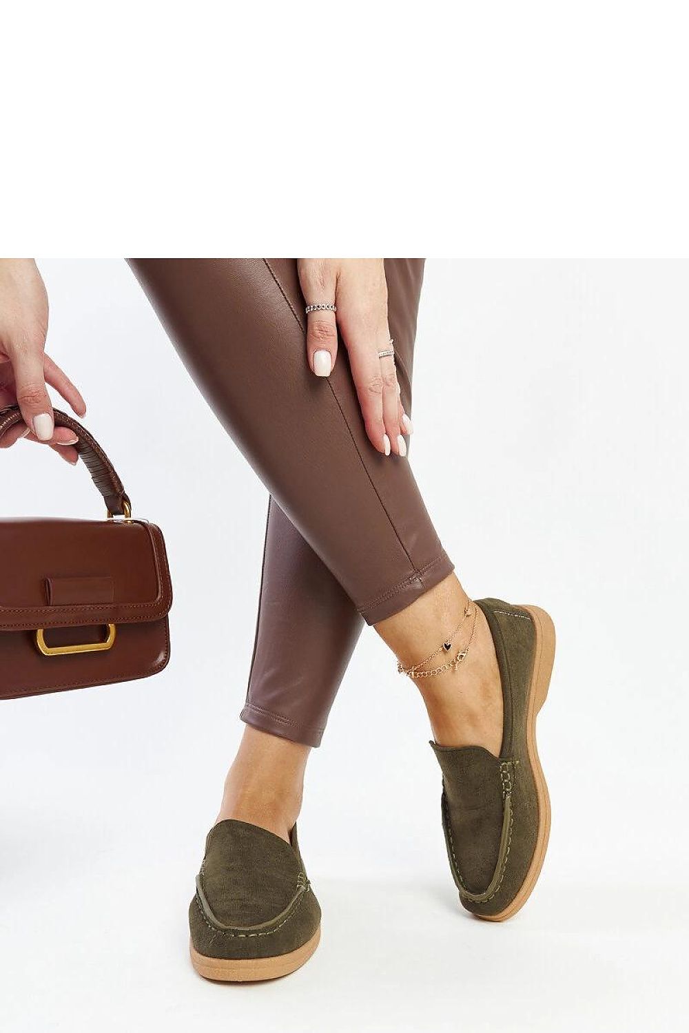   Ciemnozielone zamszowe półbuty Rumay - Solea 