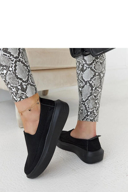   Czarne półbuty Marcie - Solea 