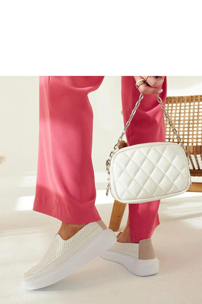   Srebrne półbuty Marcie - Solea 