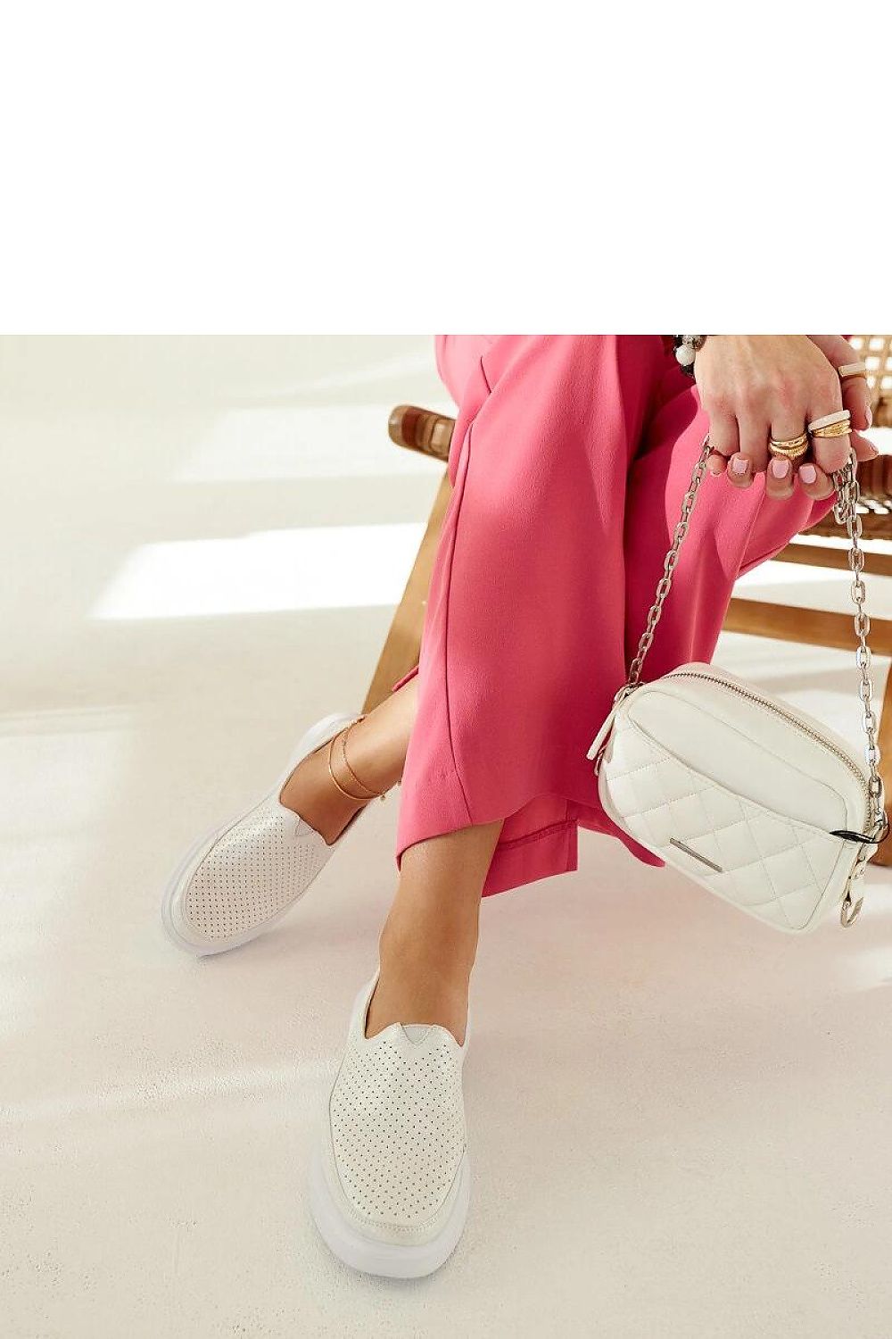   Srebrne półbuty Marcie - Solea 