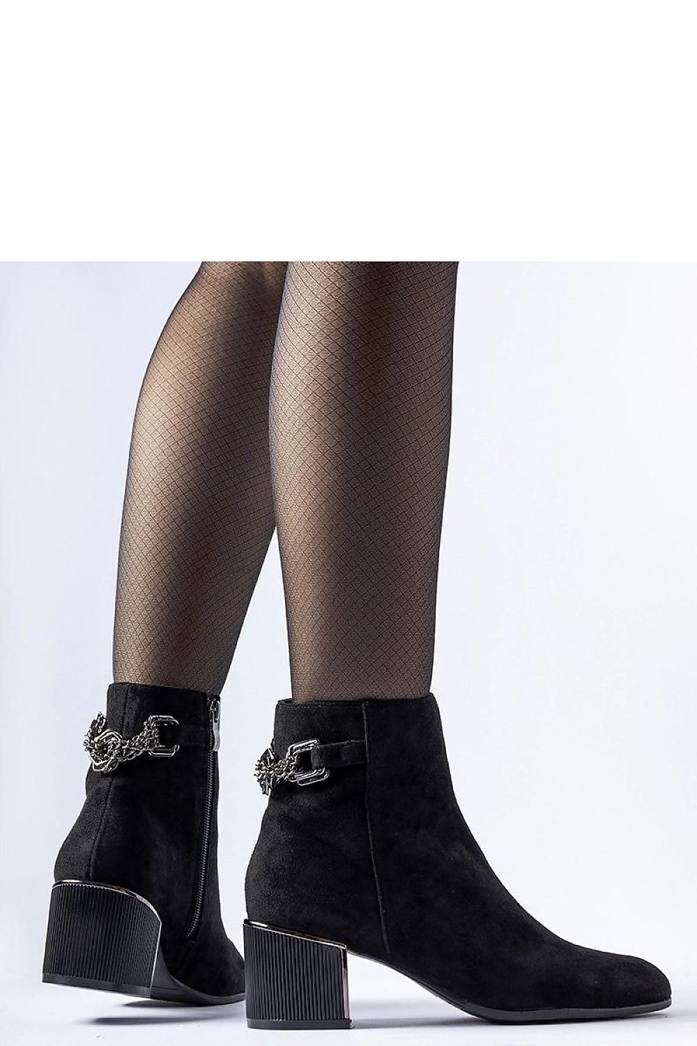   Czarne botki z łańcuszkiem eko-zamsz Fenughedu - Solea 