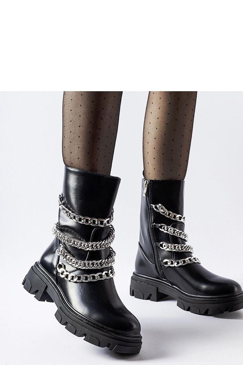   Czarne botki z ozdobnymi łańcuchami Bacco - Solea 
