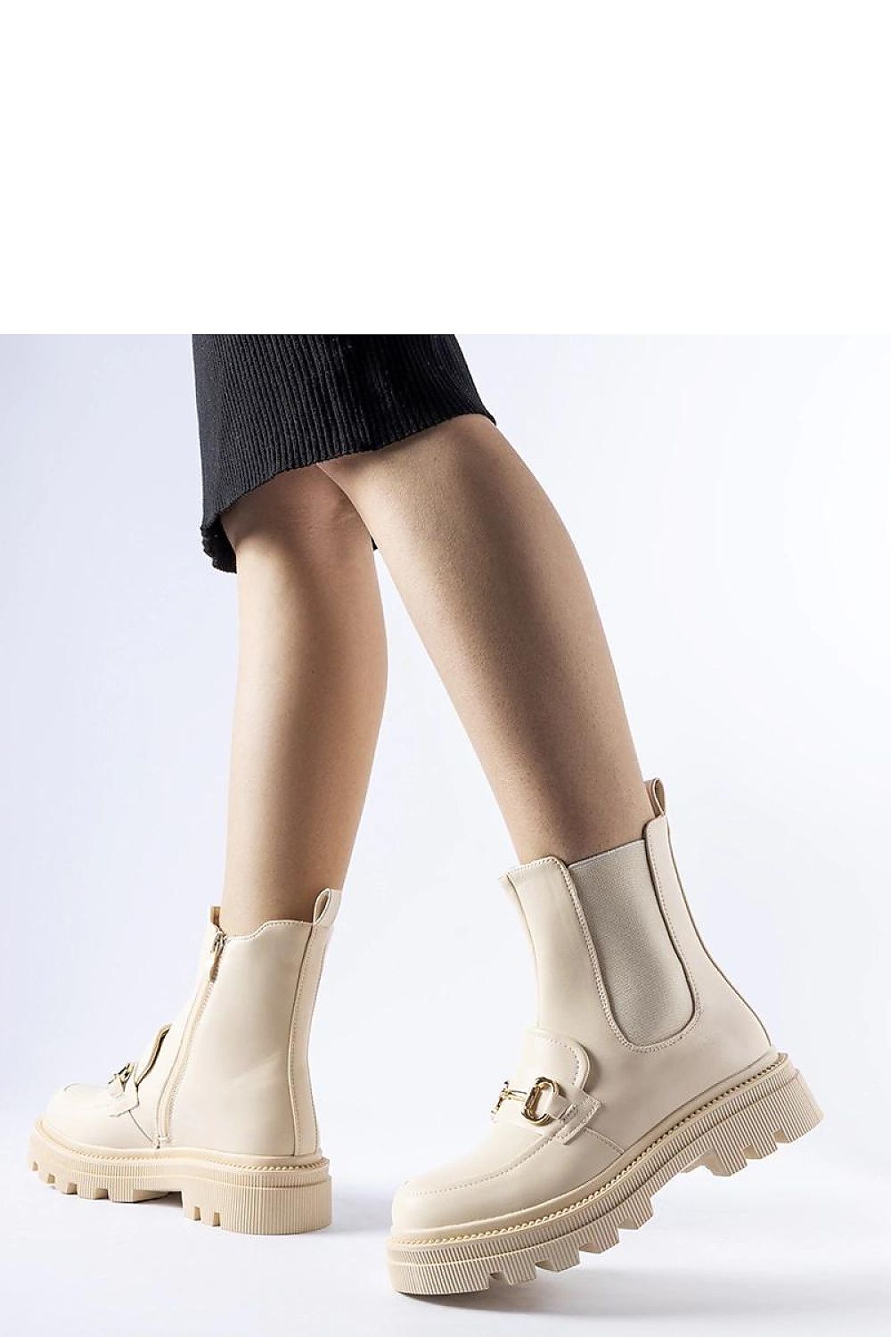   Beżowe botki z widocznym protektorem Sailetto - Solea 