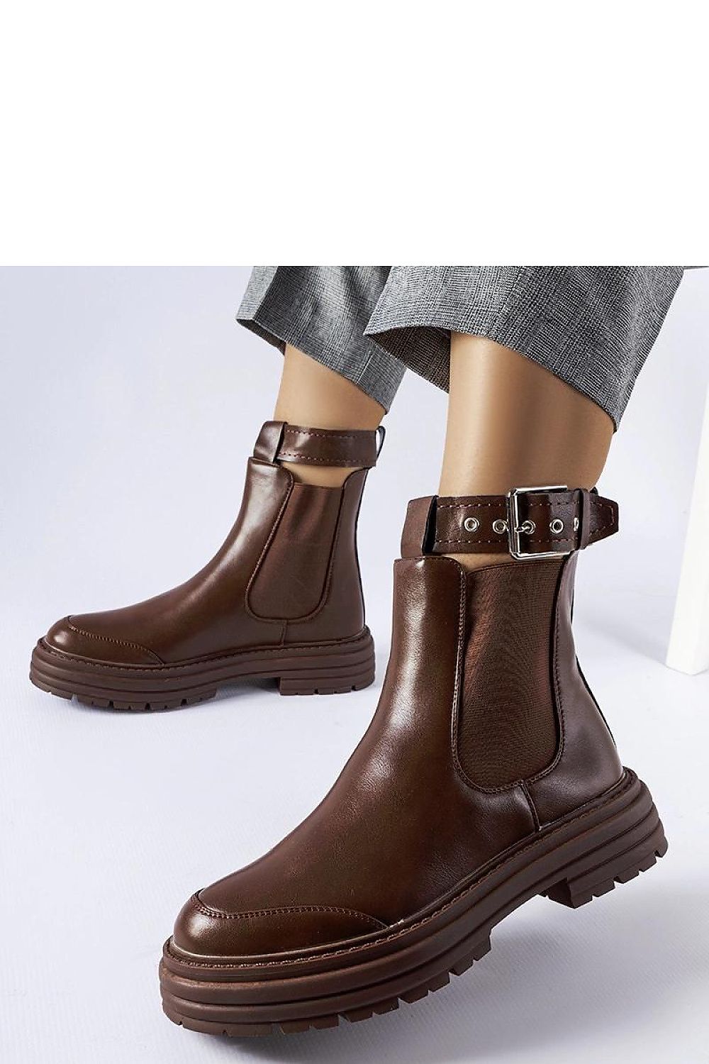   Brązowe botki z ozdobnym zapięciem Jonesboro - Solea 