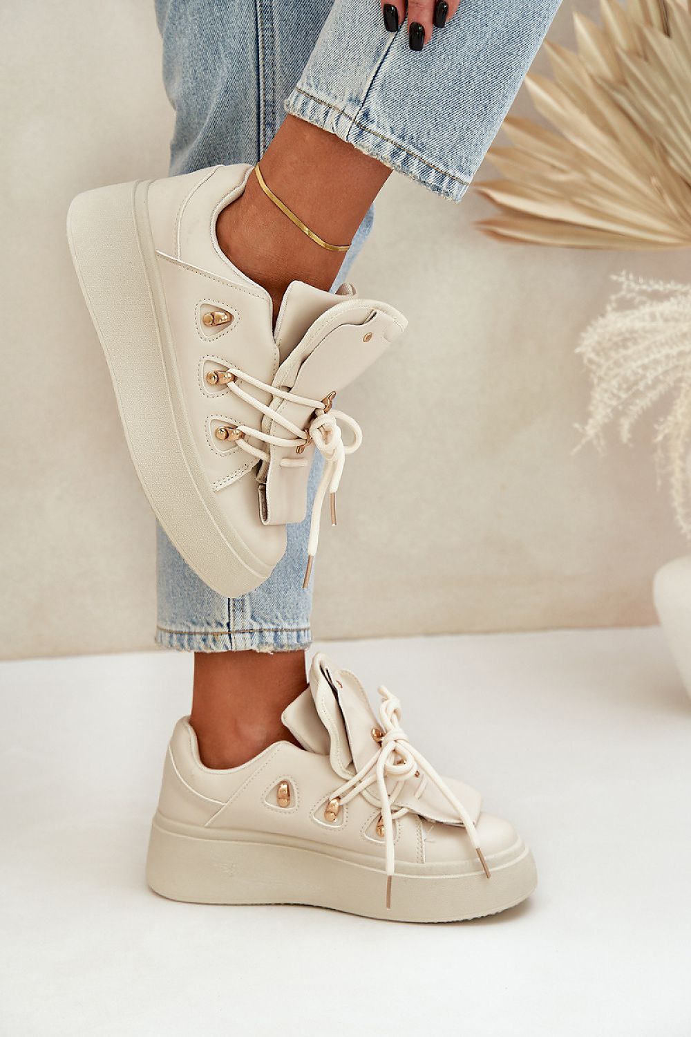   Buty Sportowe Model Dolistana LH205-8 Beige - Step in style 