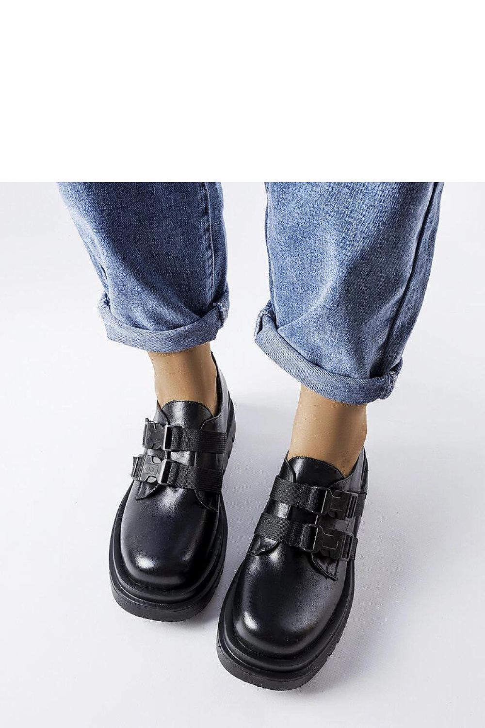   Czarne półbuty na platformie Prospero - Solea 