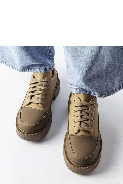   Brązowe półbuty na płaskim obcasie Merico - Solea 