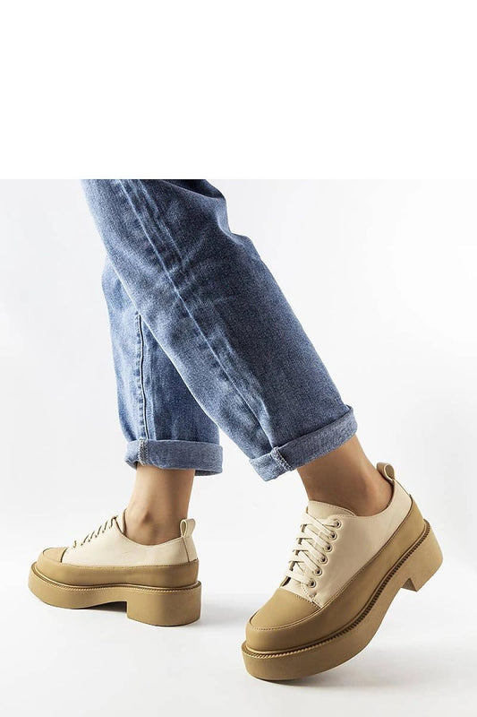   Ciemnobeżowe półbuty na płaskim obcasie Merico - Solea 