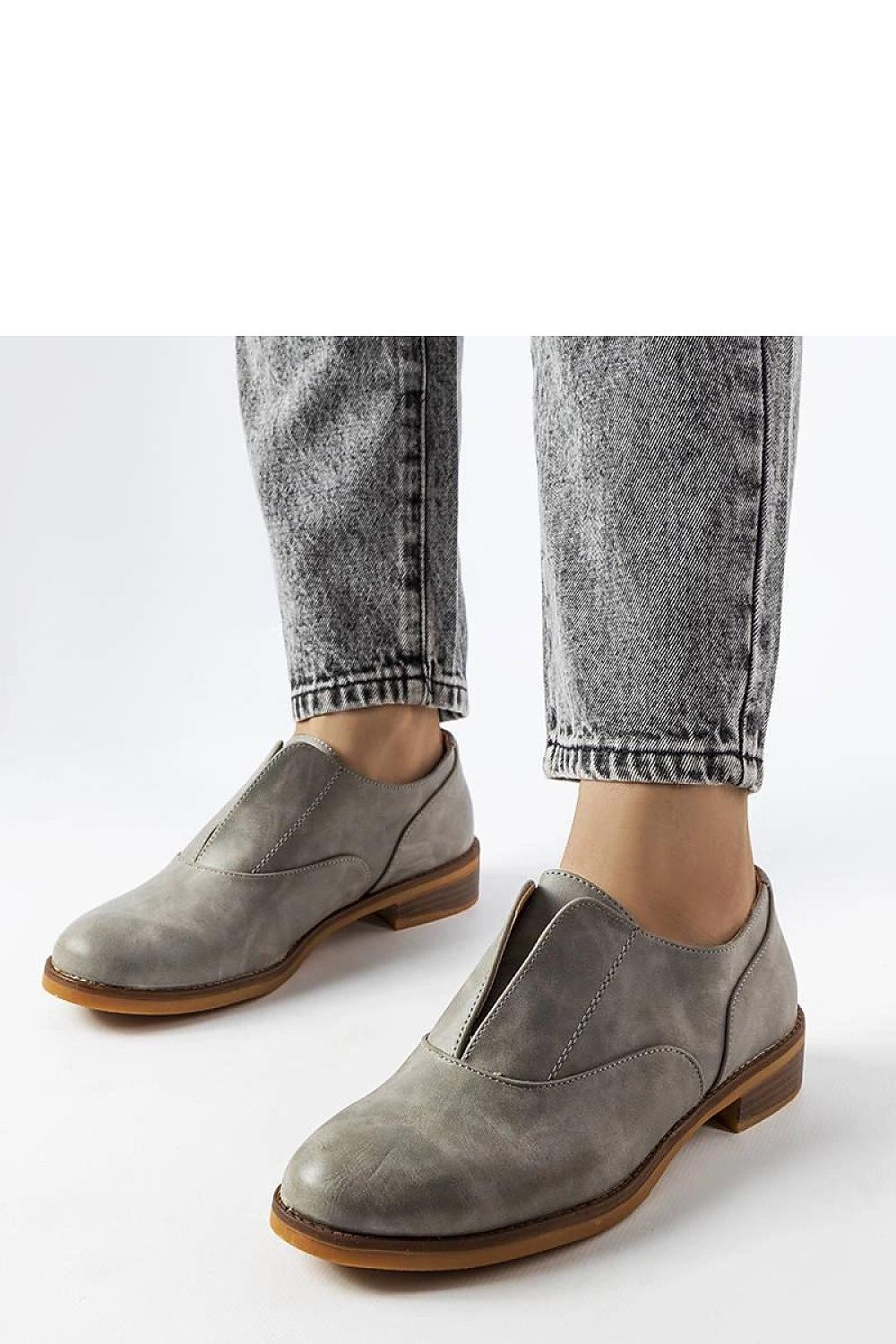   Szare półbuty z ekoskóry Burdett - okrągły nosek - Solea 