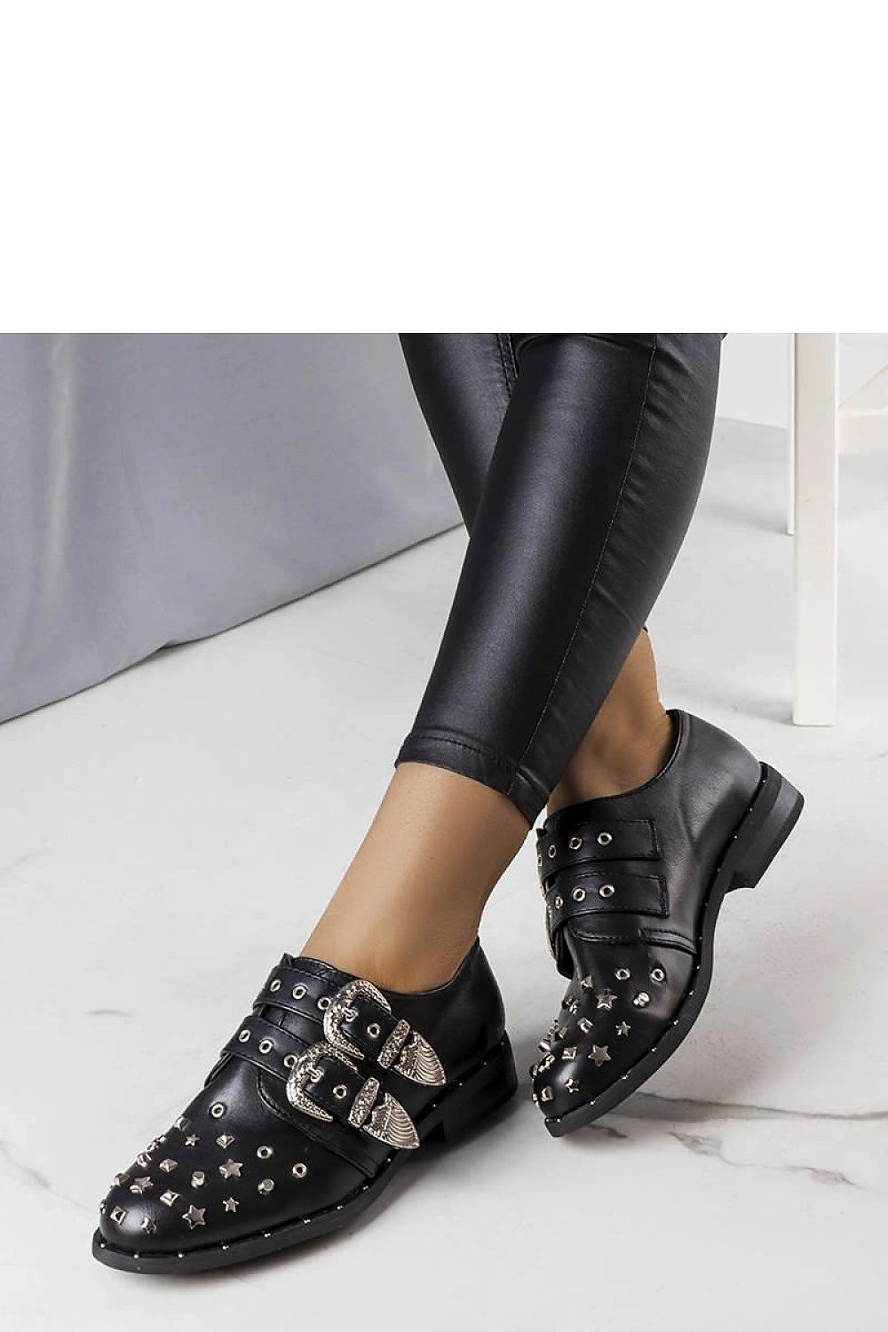   Czarne półbuty Boisi - Solea 