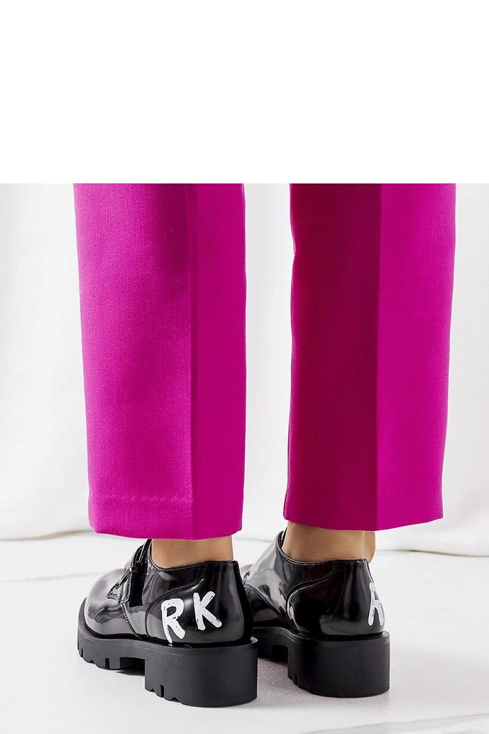   Czarne półbuty Lens - Solea 