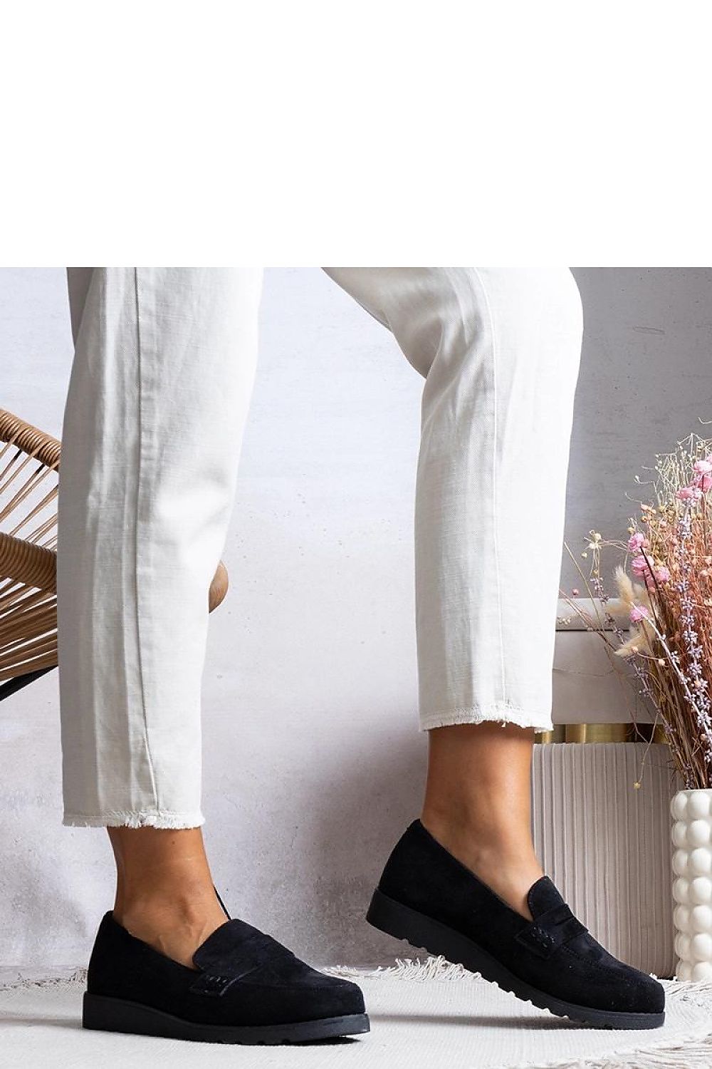   Czarne półbuty Haydon - Solea 