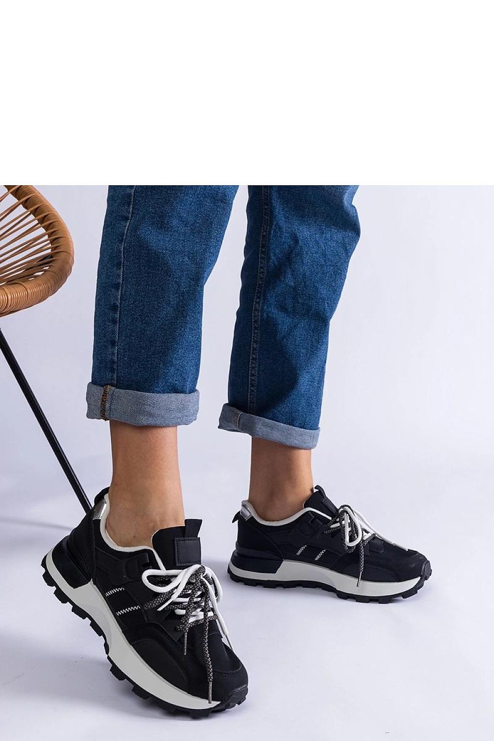   Czarne sportowe damskie sneakersy Adalia - Solea 