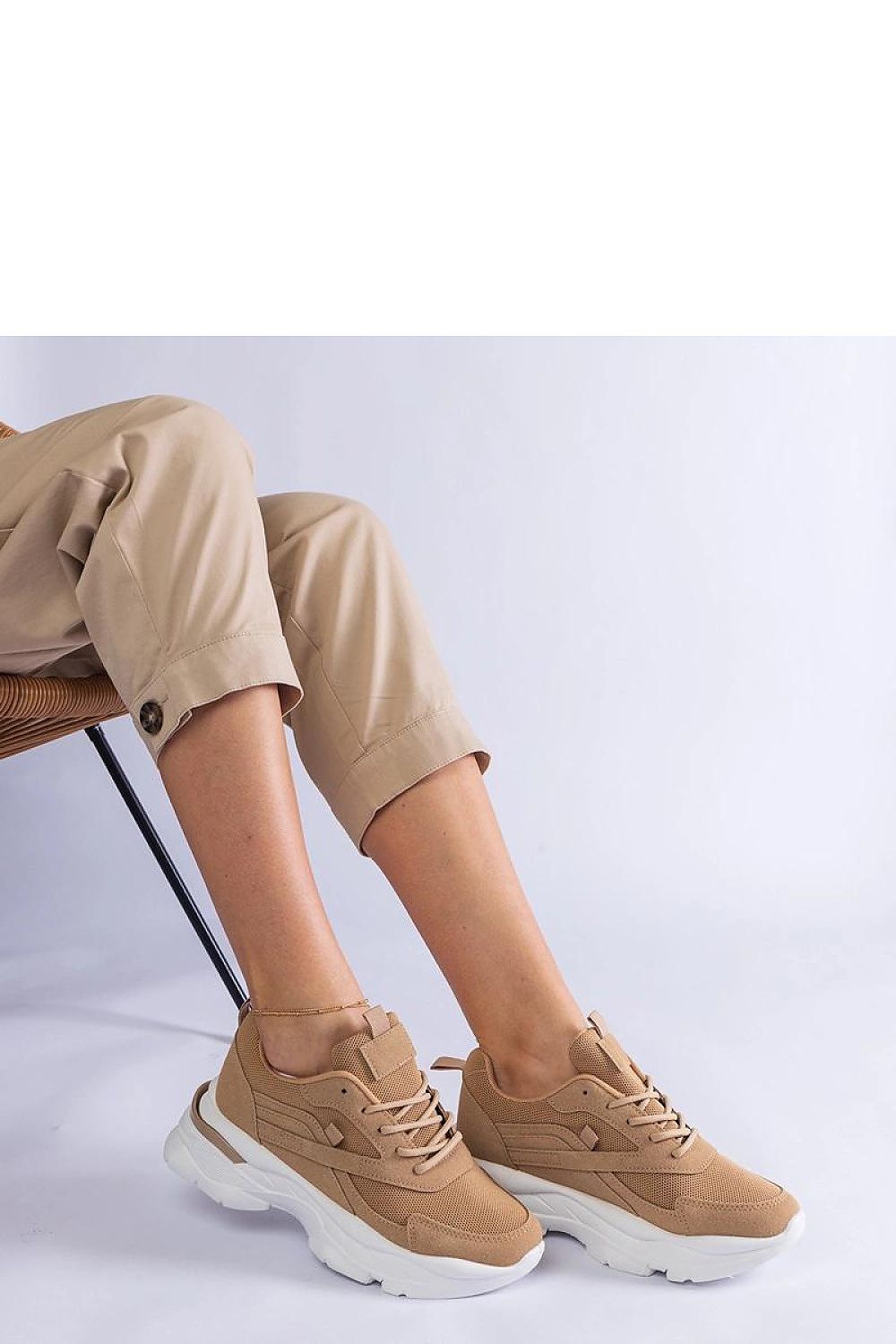   Brązowe sneakersy na grubszej podeszwie Guerrera - Solea 