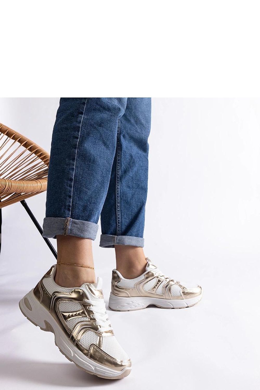   Biało-złote sneakersy sportowe Ena - Solea 